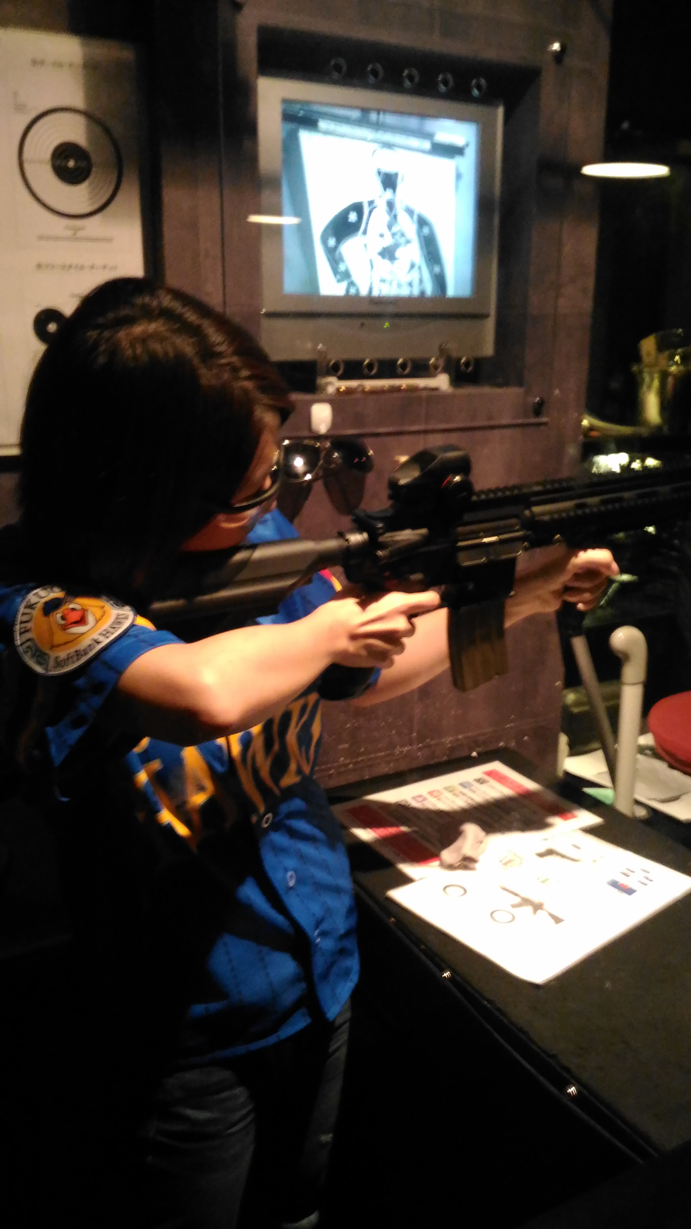 swat_handgun01-03.jpg